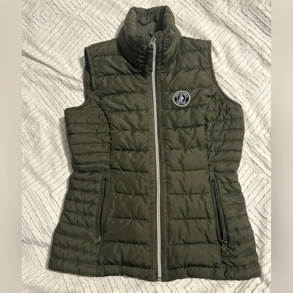 Abercrombie & Fitch Dark Green Quilted Vest - Picture 1 of 4